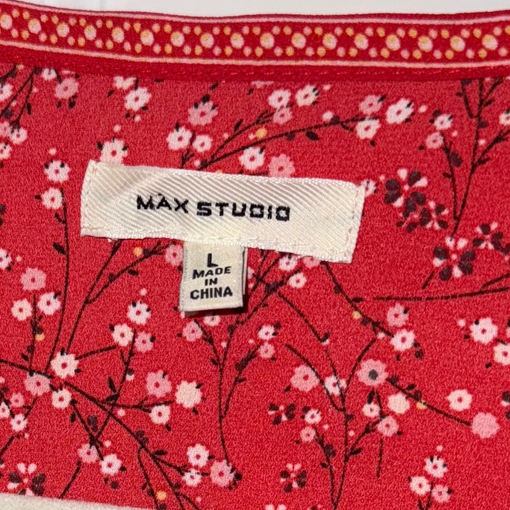 Max Studio Faux Wrap Peasant Blouse  Red Floral Ditsy Print Peasant sz L - Picture 3 of 6